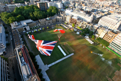 Large private five acre garden in City of London ideal for filmshoots